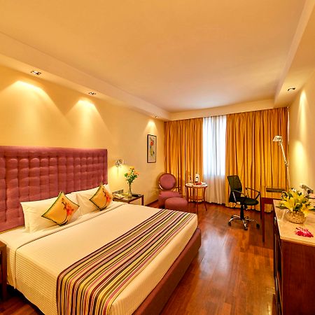 Royal Orchid Central Bangalore, Mg Road Zewnętrze zdjęcie