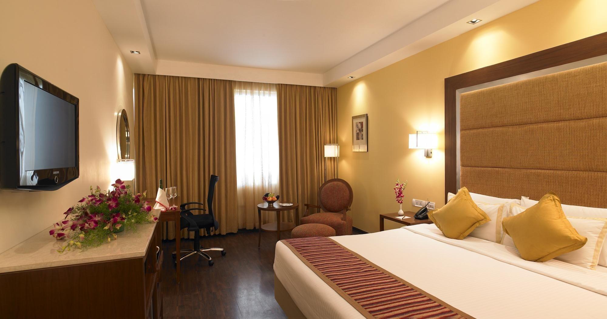 Royal Orchid Central Bangalore, Mg Road Zewnętrze zdjęcie
