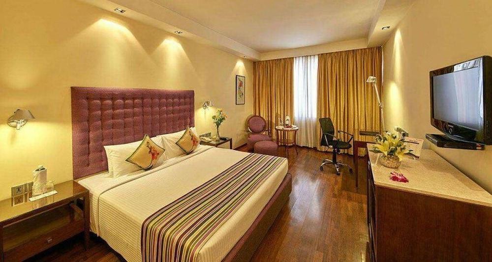 Royal Orchid Central Bangalore, Mg Road Zewnętrze zdjęcie