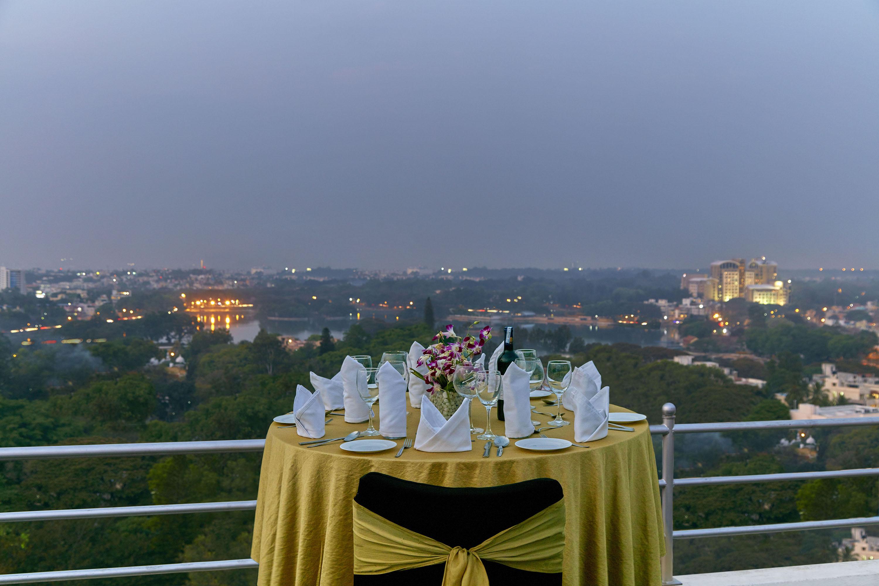 Royal Orchid Central Bangalore, Mg Road Zewnętrze zdjęcie