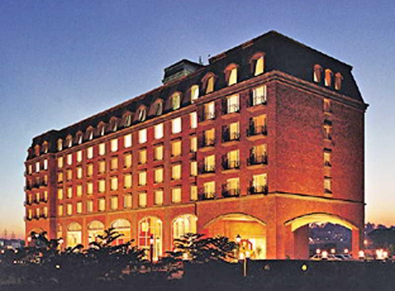 Royal Orchid Central Bangalore, Mg Road Zewnętrze zdjęcie