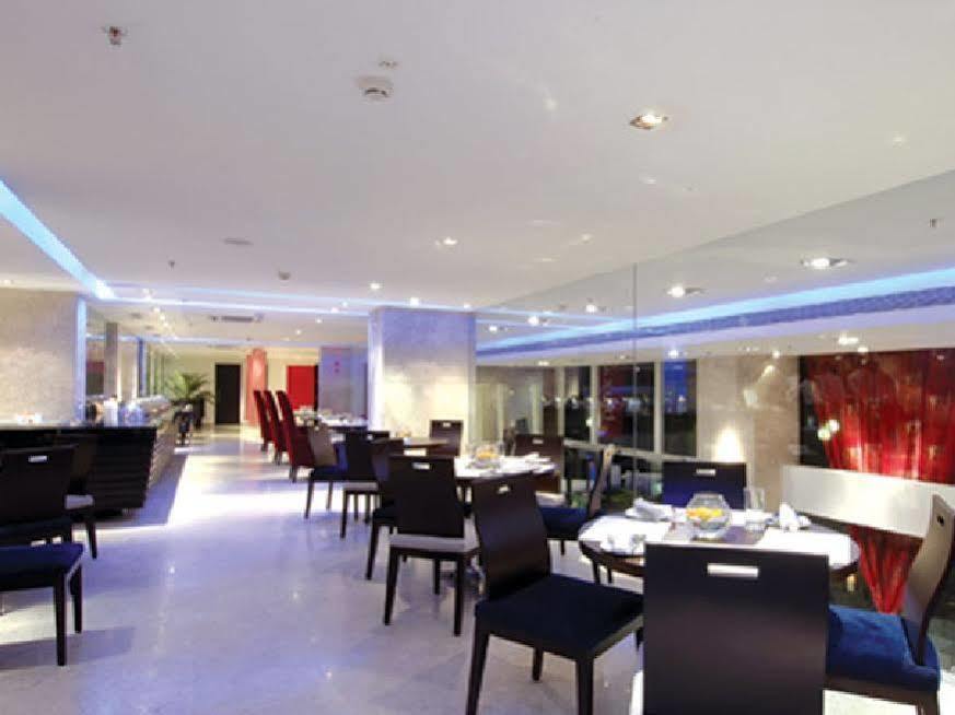 Royal Orchid Central Bangalore, Mg Road Zewnętrze zdjęcie